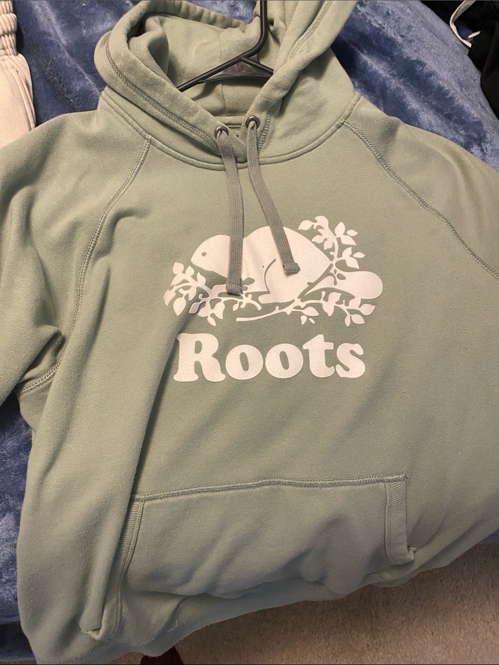 Women’s Sweater Large